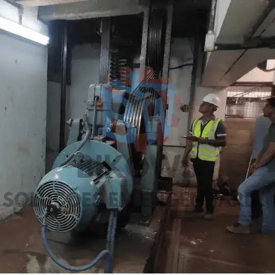 Avaliação técnica de segurança de máquina registrada em campo pela Bikows