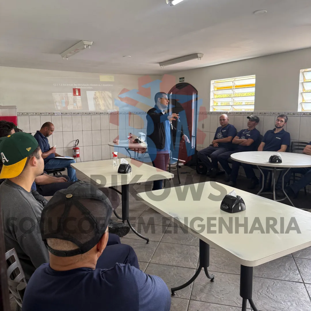 Treinamento de segurança da equipe de operação após a adequação
